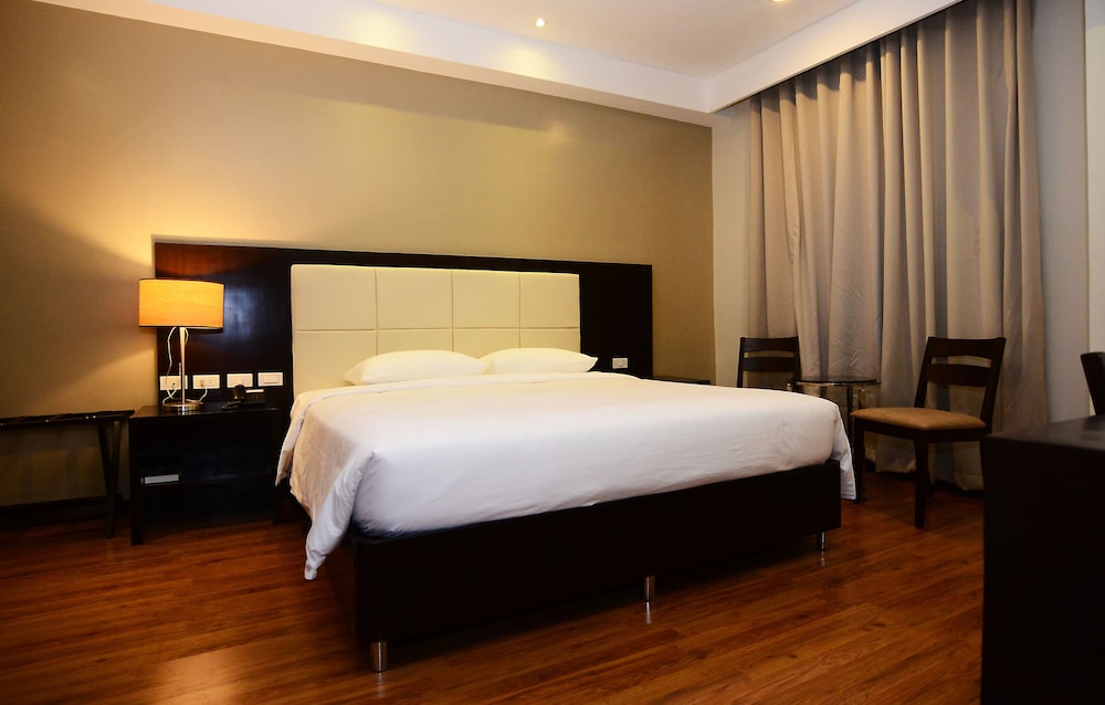 Premier Suite photo 2