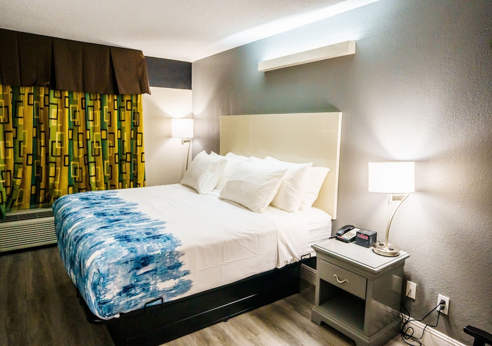 Standard Single Room - Photo 20