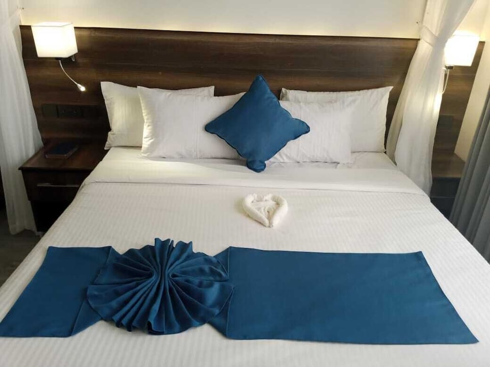 Deluxe Double Room, Garden View
