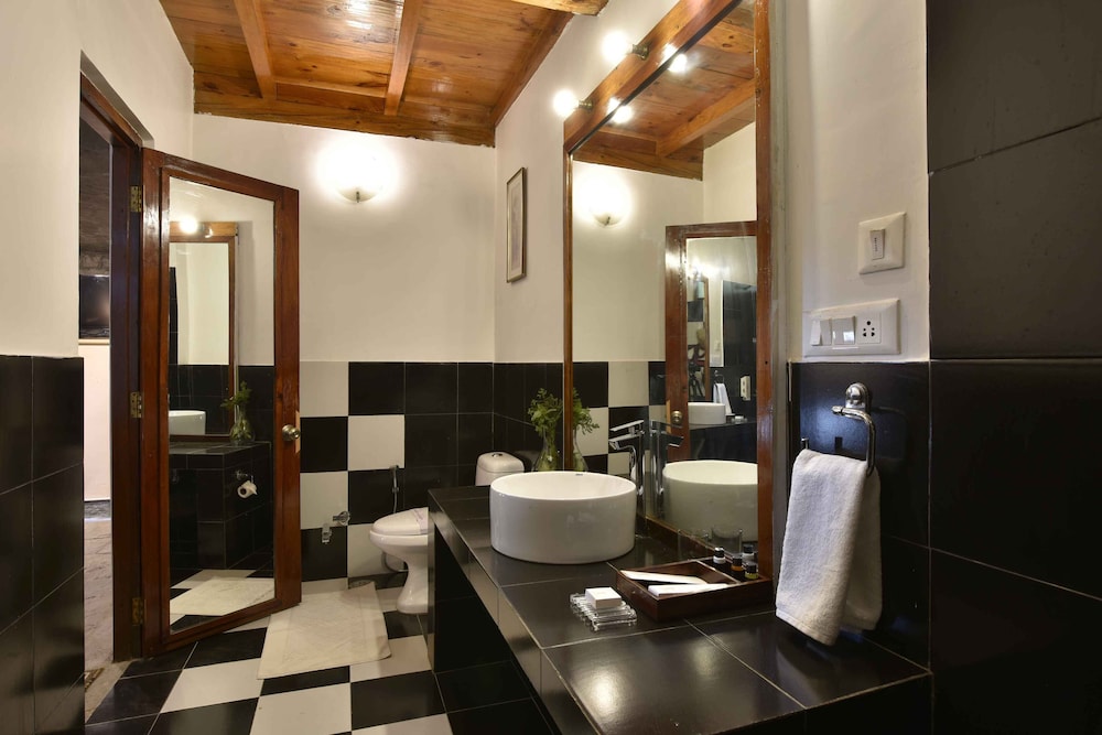 Panoramic Studio photo 3
