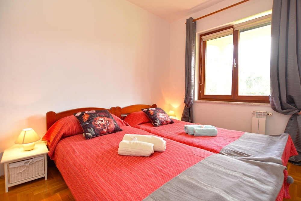 Standard Apartment, 2 Bedrooms (739/1727)