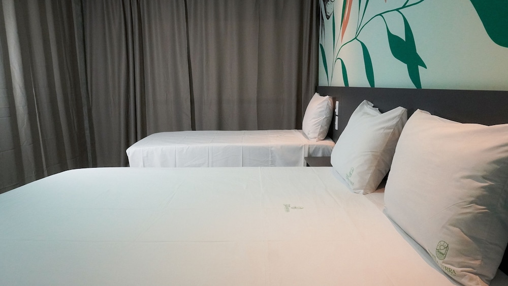 Deluxe Triple Room photo 3