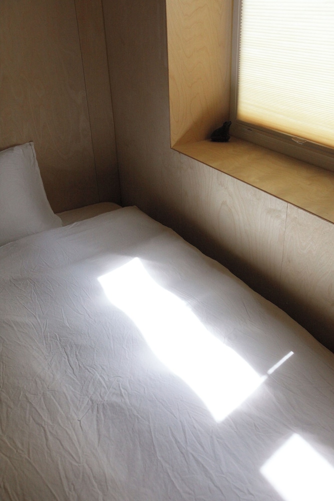 Family suite - Fully private (1 bed room / Foreigners Only) photo 2
