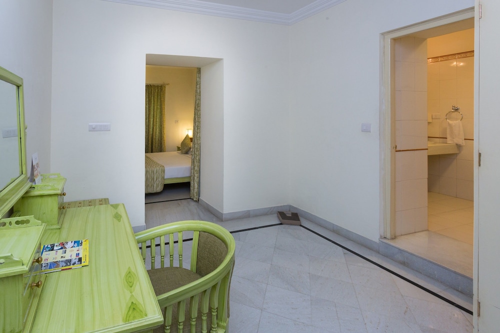 Superior Room - Photo 31