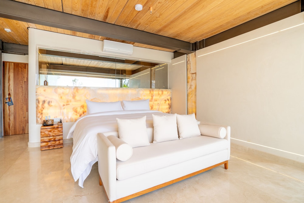 City Studio Suite