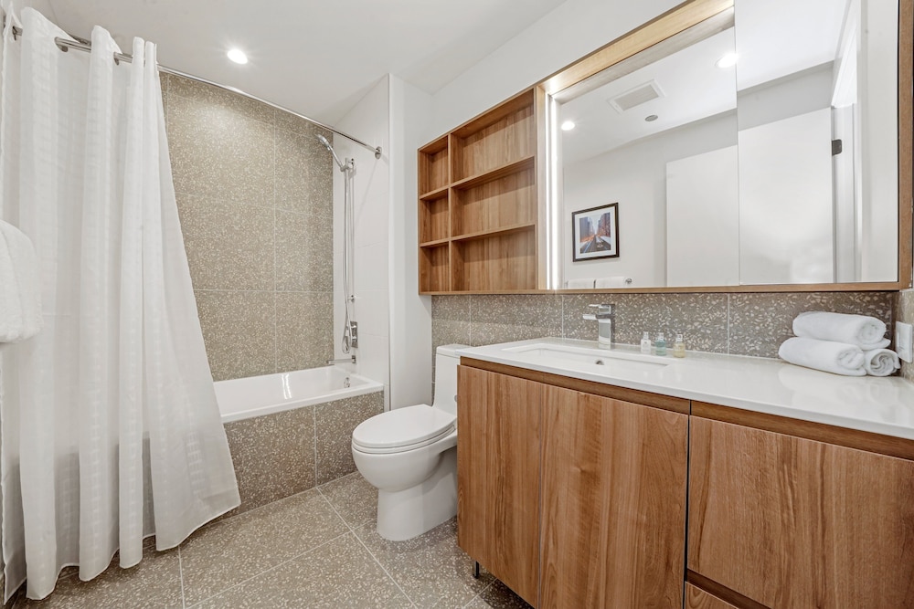 Deluxe Suite, 2 Bedrooms - Photo 3
