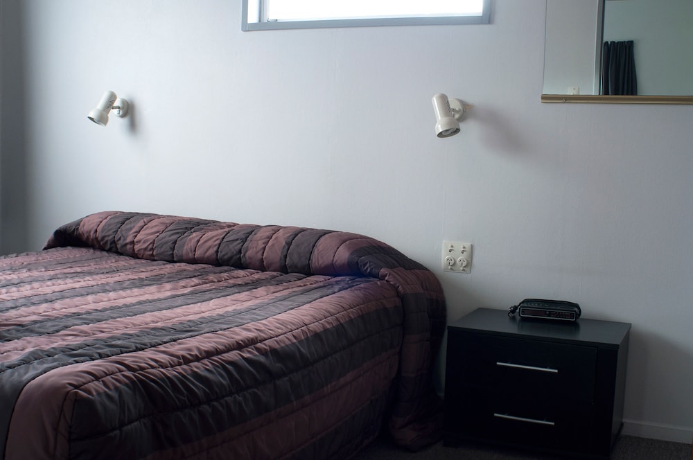 Standard Suite, 1 Bedroom, Non Smoking, Kitchen (unit) photo 2