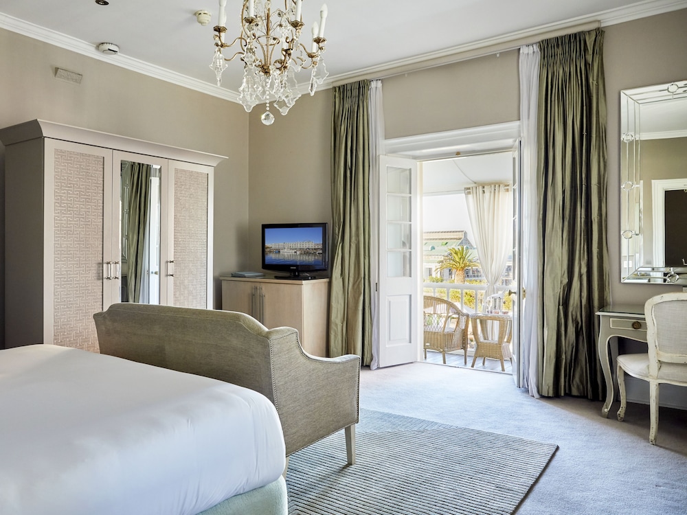 Luxury Room, 1 King Bed photo 1