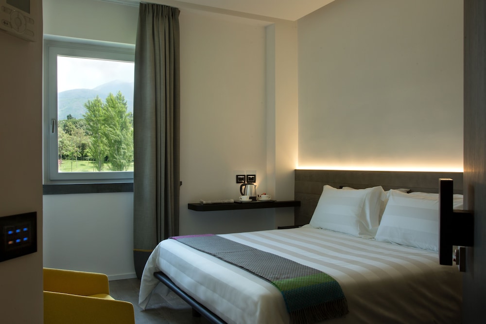 Executive Room, Non Smoking, Mountain View (Vesuvius view)