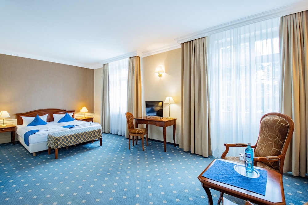 Junior Suite in Main Building photo 1