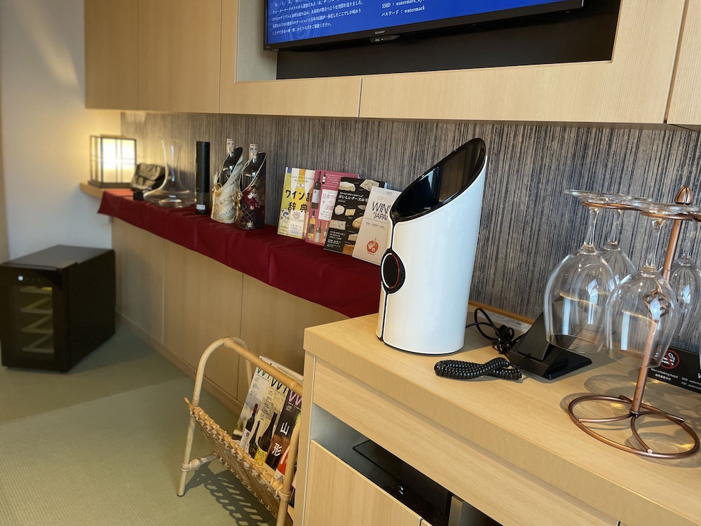 Wine Room, Non Smoking - Photo 4