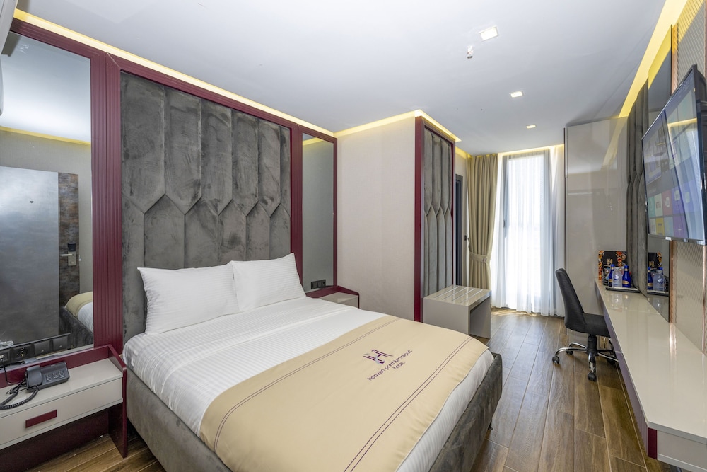 Deluxe Double or Twin Room - Photo 43