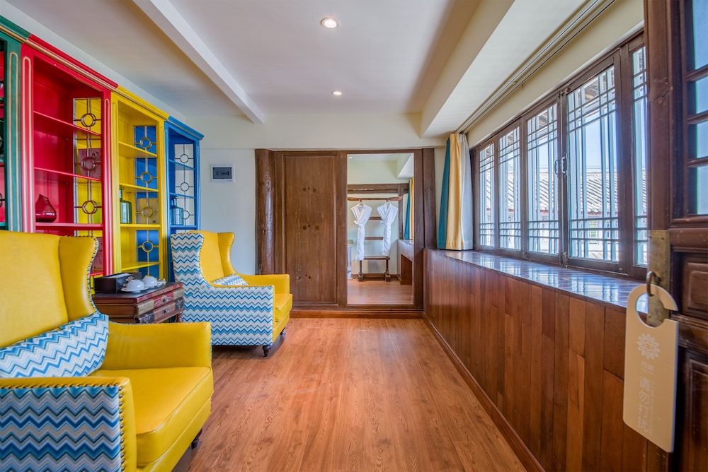 Business Twin Room (206)