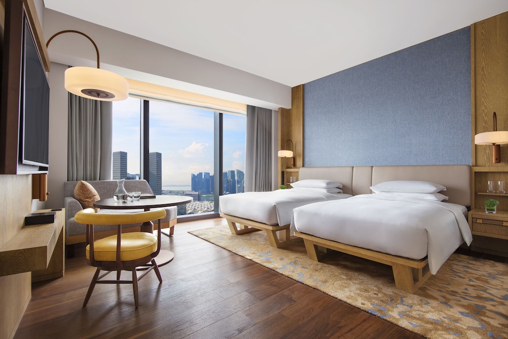 Deluxe Room, 2 Twin Beds, Sea View