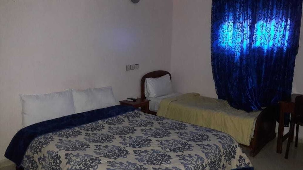 Triple Room photo 2