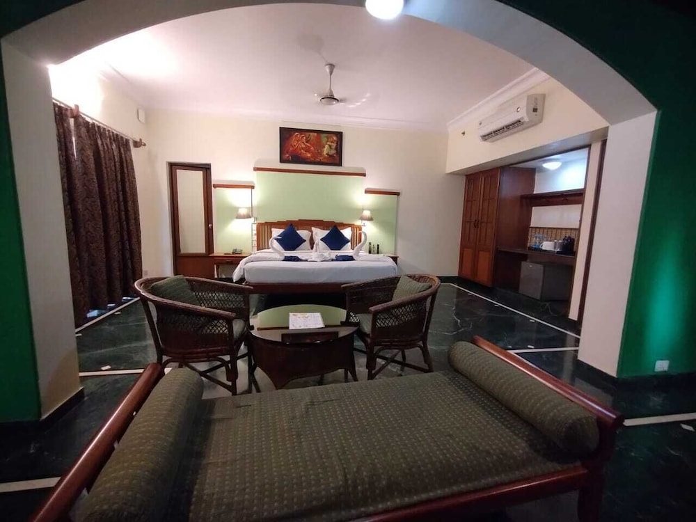Presidential Studio Suite, Resort View