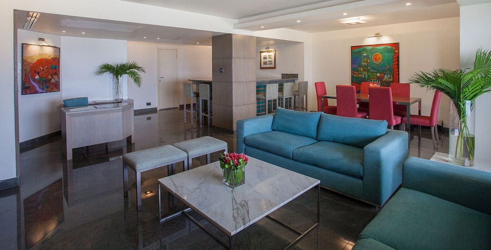 Executive Suite, 1 King Bed, Ocean View (Diplomatic Suites) photo 1