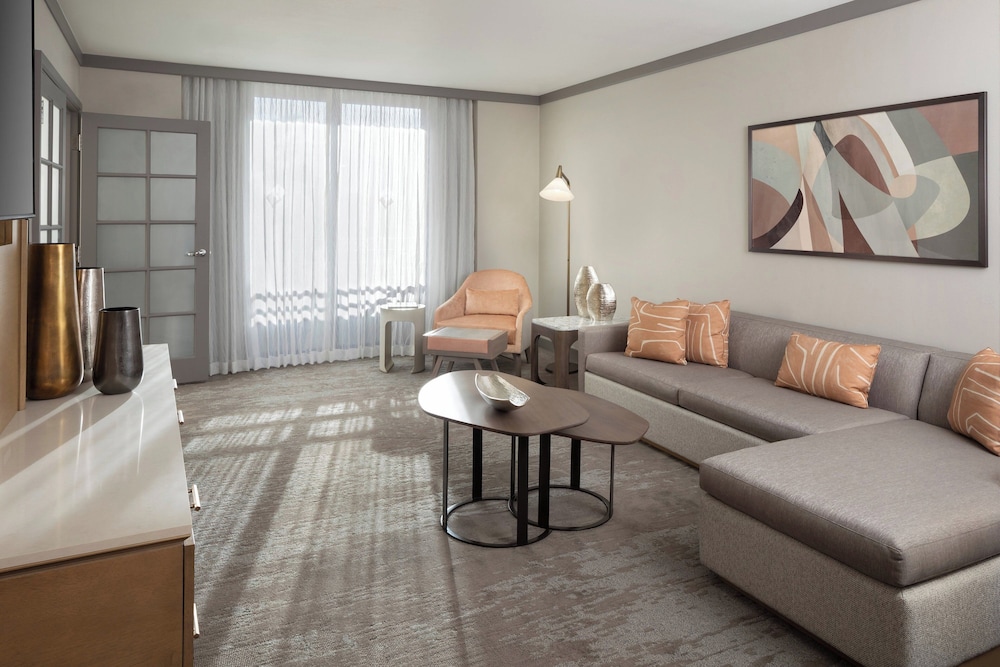 Suite, 1 Bedroom, Resort View