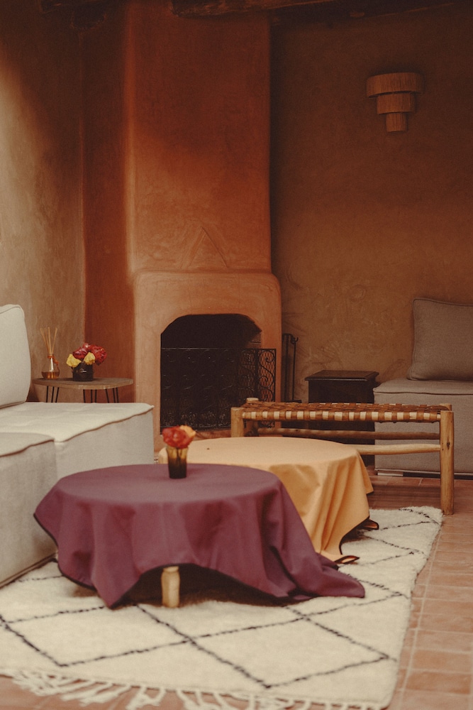 Suite, 2 Bedrooms photo 2