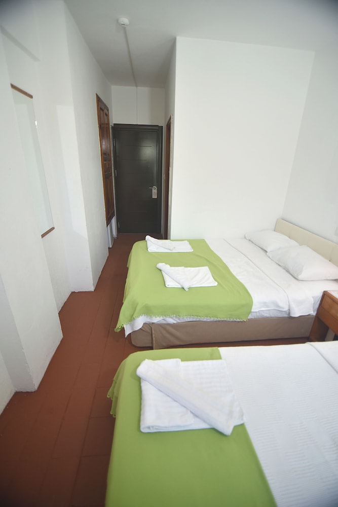 Family Triple Room, Multiple Beds photo 1