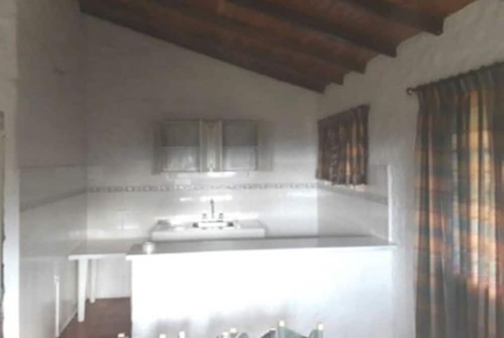 Family Cabin, Multiple Beds, Non Smoking, Courtyard View photo 1
