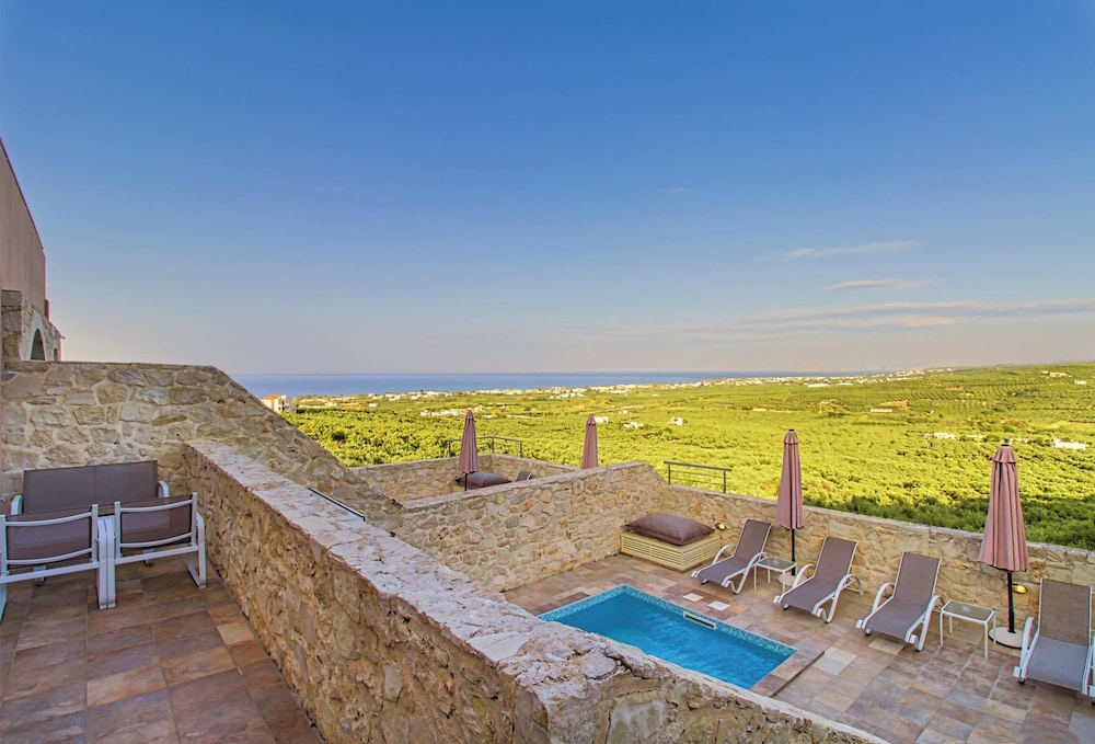 Comfort Villa, 3 Bedrooms, Sea View