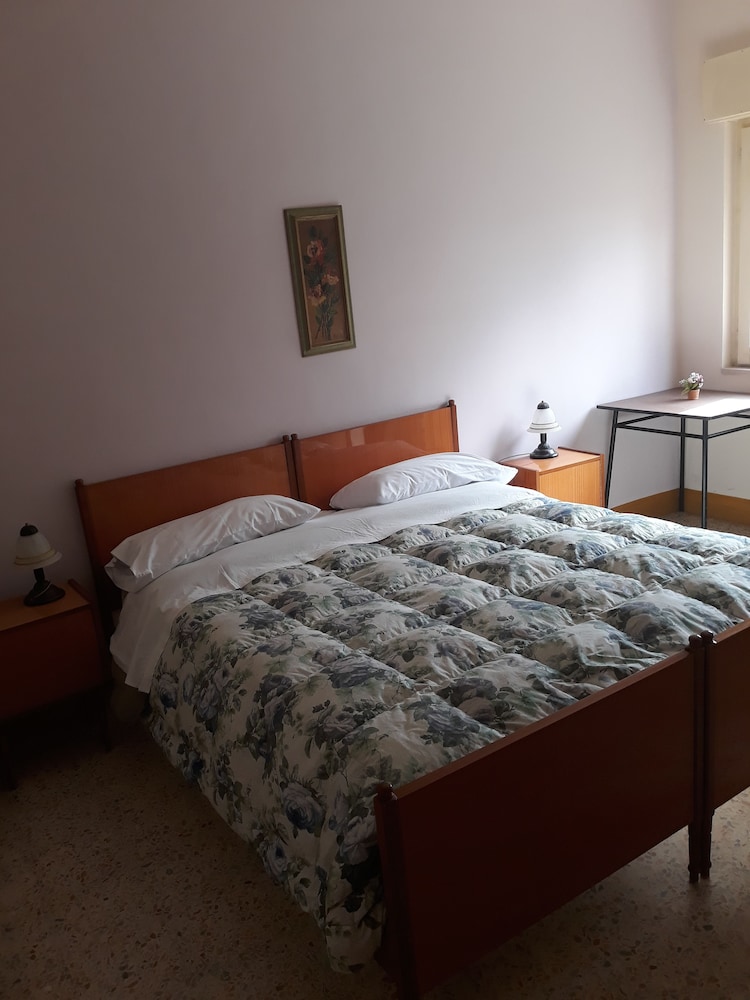 Double or Twin Room photo 1