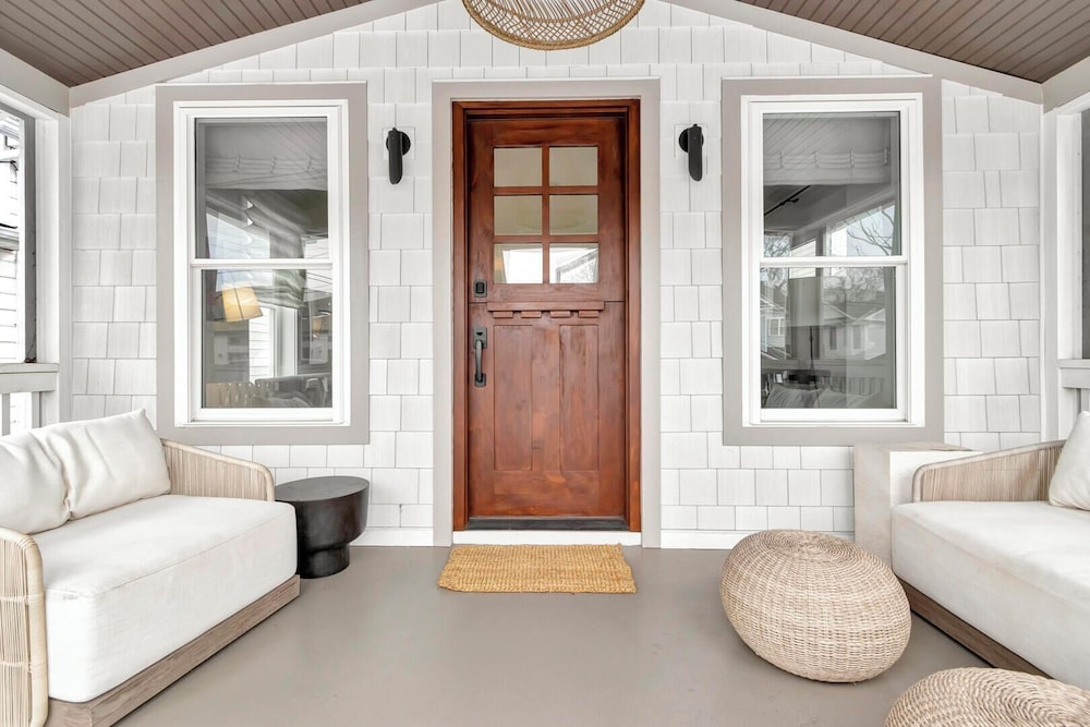 House, Multiple Beds, Patio, Garden View (PHILADELPHIA STREET 108)