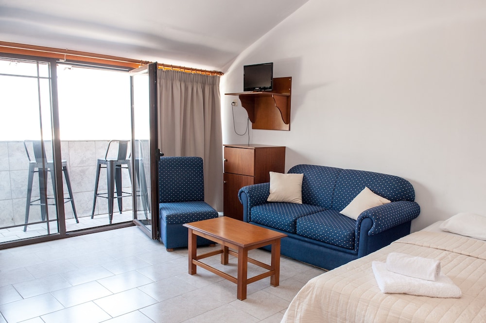 Family Room, Sea View photo 1
