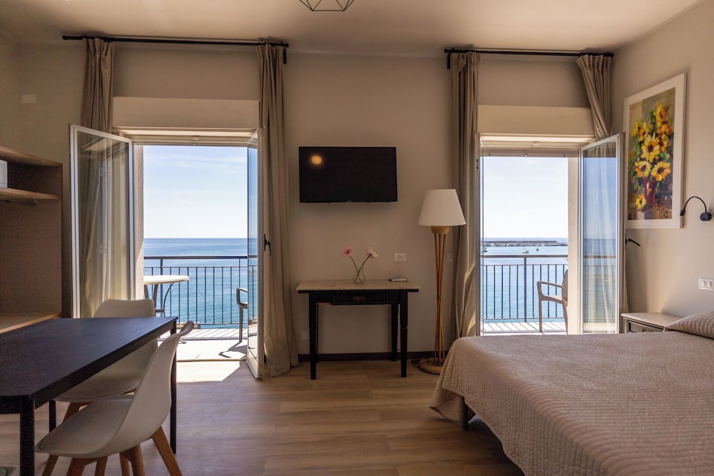 Superior Studio, Balcony, Sea View