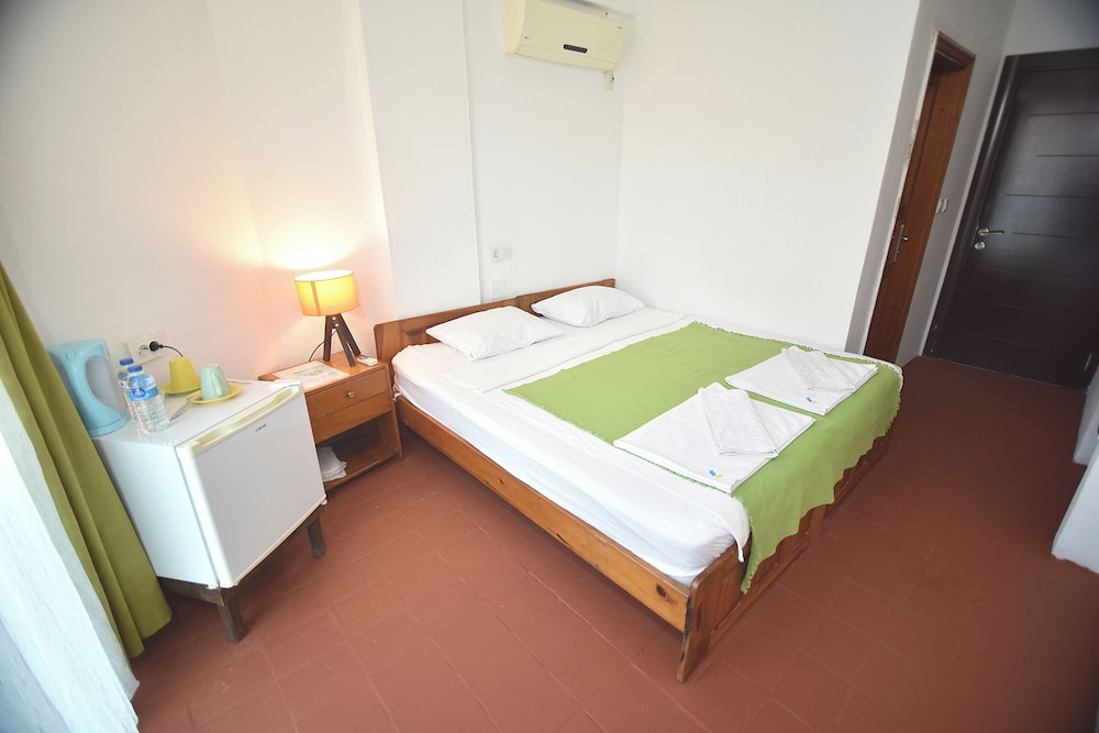Basic Double Room photo 1