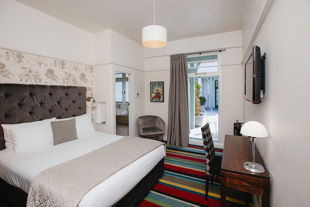 Superior Room, 1 Queen Bed - Photo 1