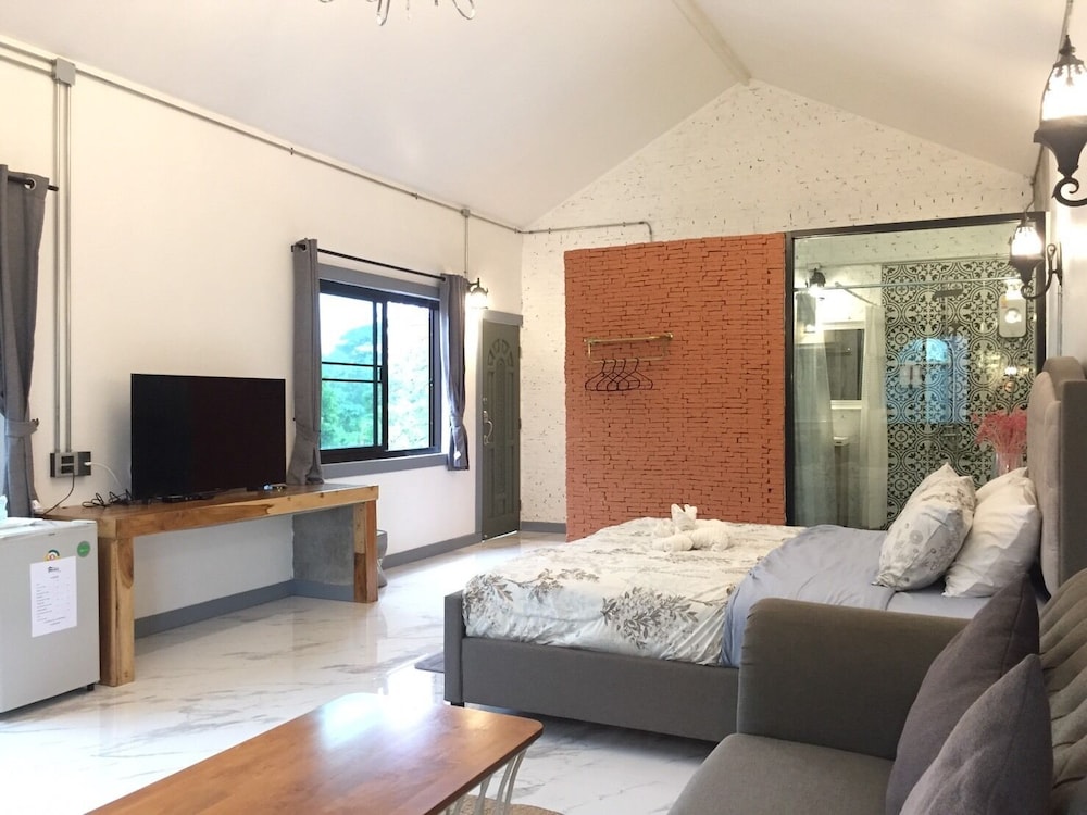 Family Room, Multiple Beds photo 2