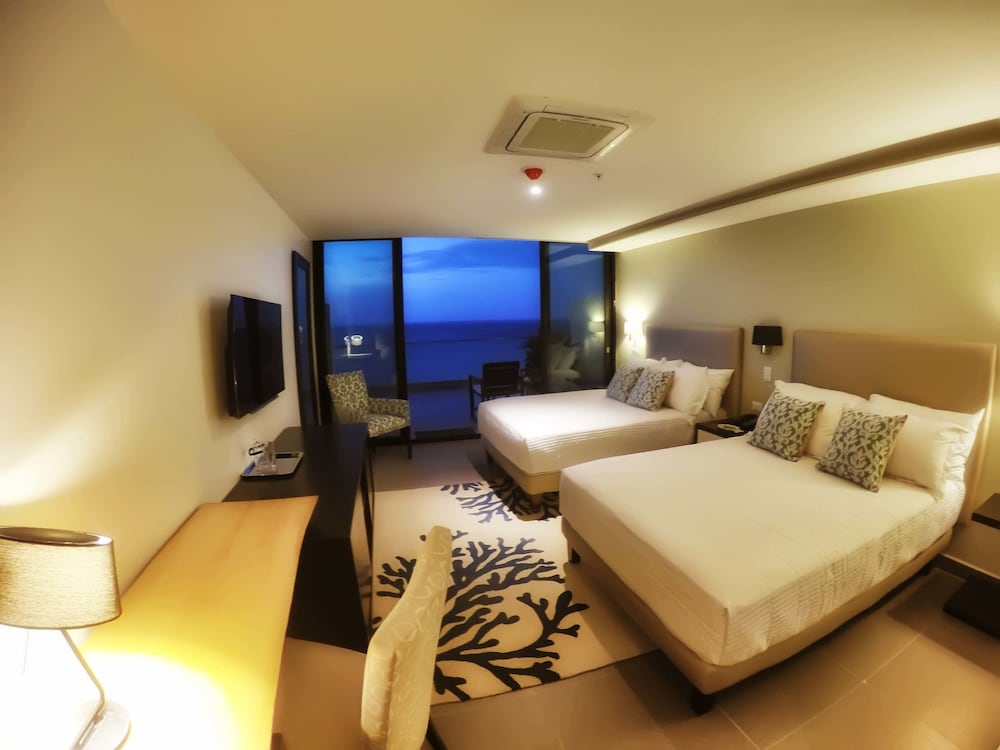 Premium Twin Room, Sea View photo 2