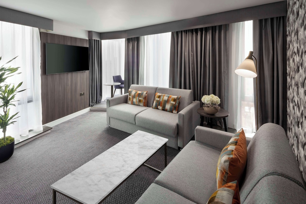 Duplex, 1 King Bed (Master Suite) - Photo 7