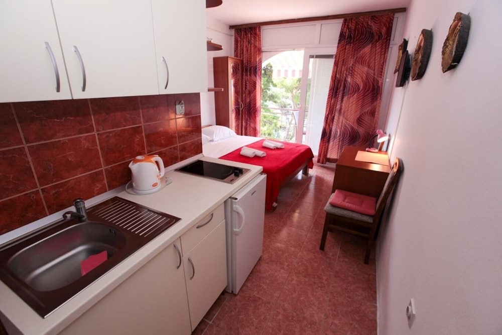 Studio (Ruz - Near Beach - 3 - Sa 101(2))