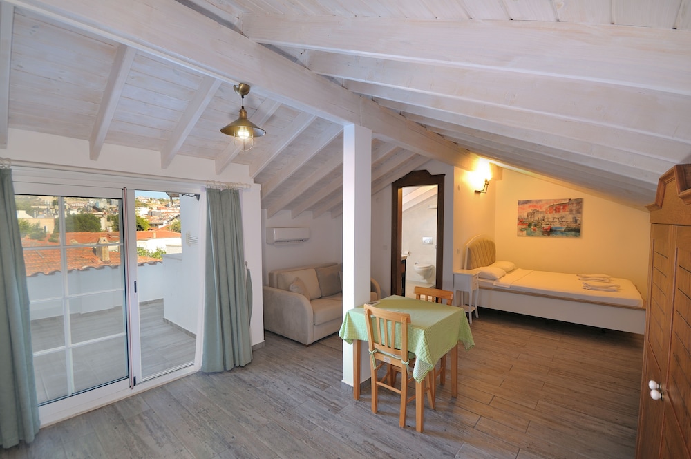 Roof Terrace Room