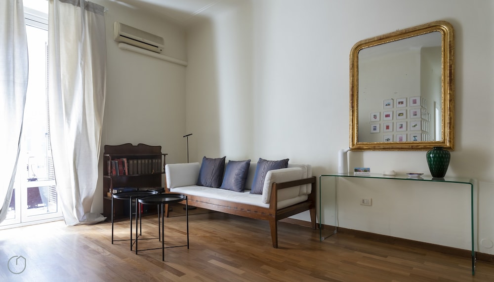 Apartment (1 Bedroom)