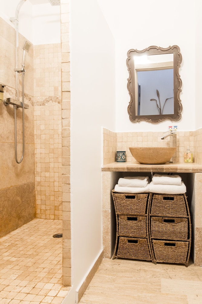 Double Room, Ensuite, Garden View (Chambre des pins) photo 3