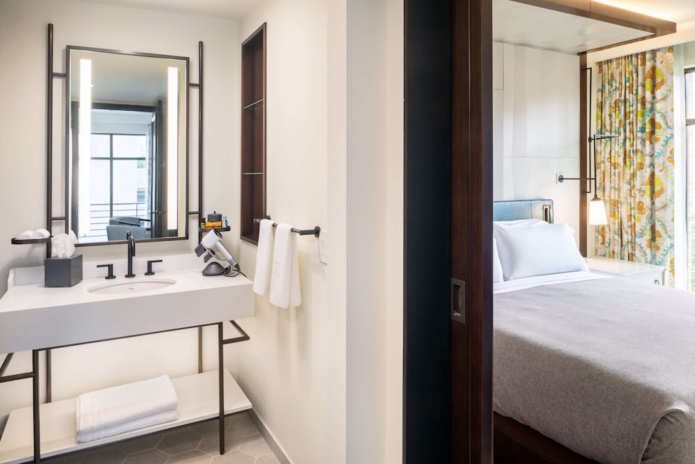 Premium Suite, 1 Bedroom - Photo 6