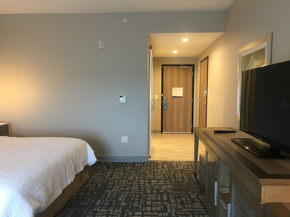 Studio, 1 King Bed, Accessible, Non Smoking