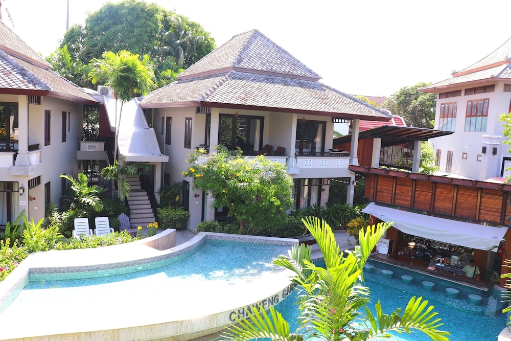 Superior Double (Pool View) - Photo 11
