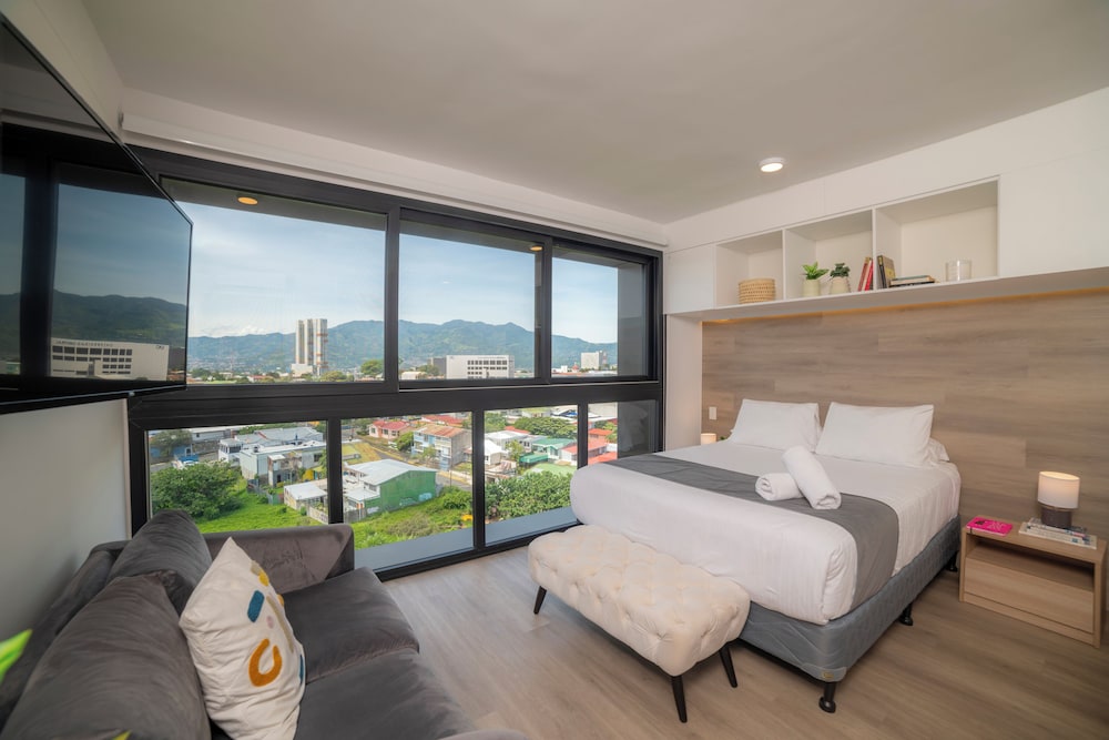 City Studio, 1 Queen Bed, Non Smoking, City View