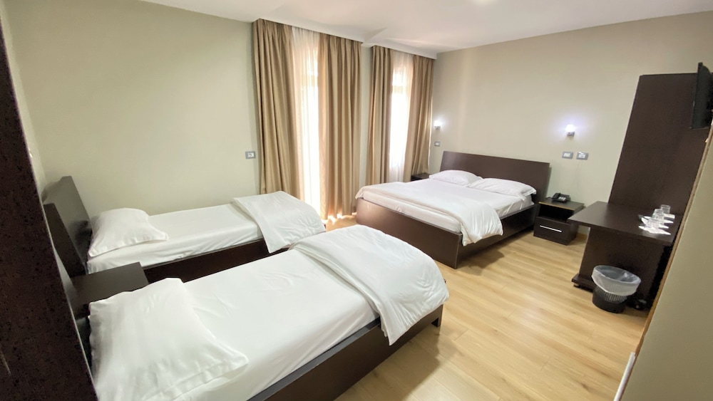 Standard Quadruple Room photo 2