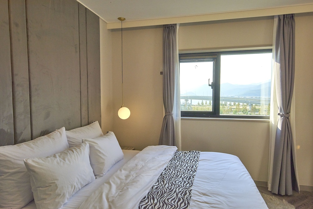 Deluxe Double Room - Photo 4