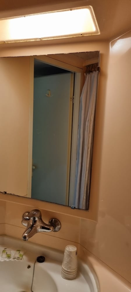 Standard Room, 1 Double Bed - Photo 4