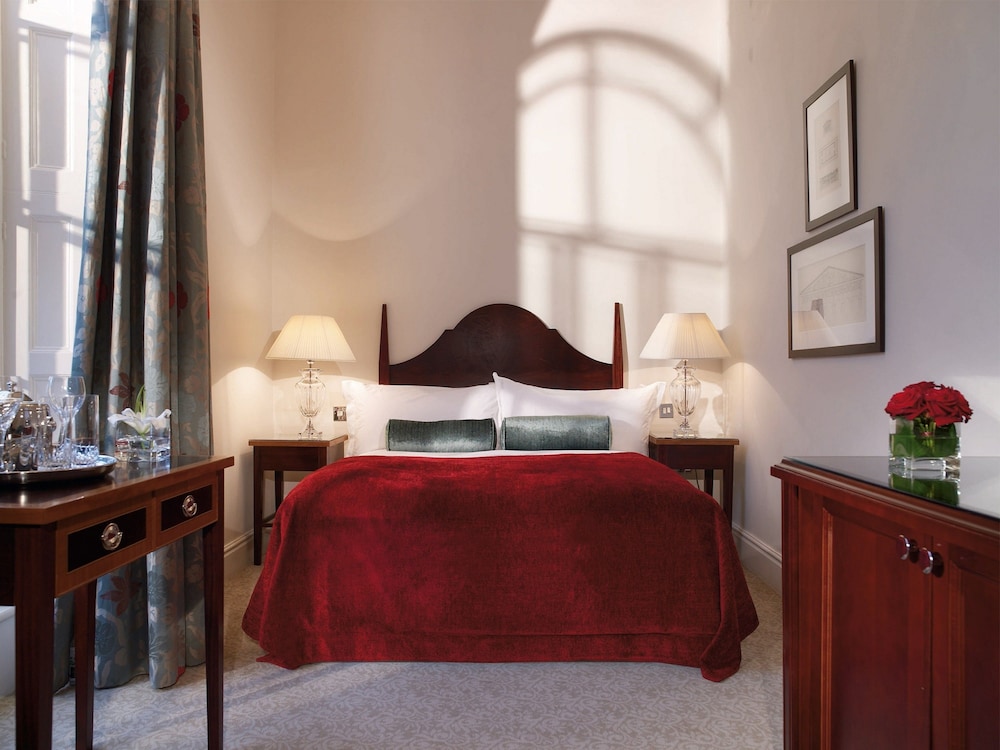 Suite, 1 Double Bed (Deluxe Courtyard Double) - Photo 1