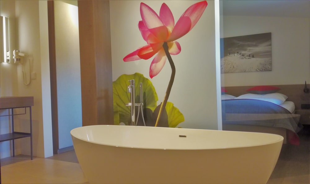 Private Spa Suite photo 3