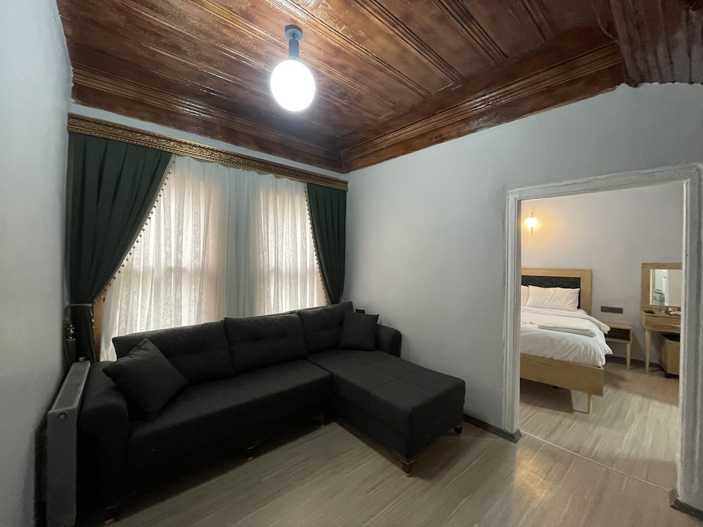 Comfort Room, 1 Queen Bed, Non Smoking photo 1