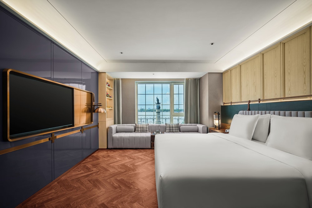 1 King Premium River View